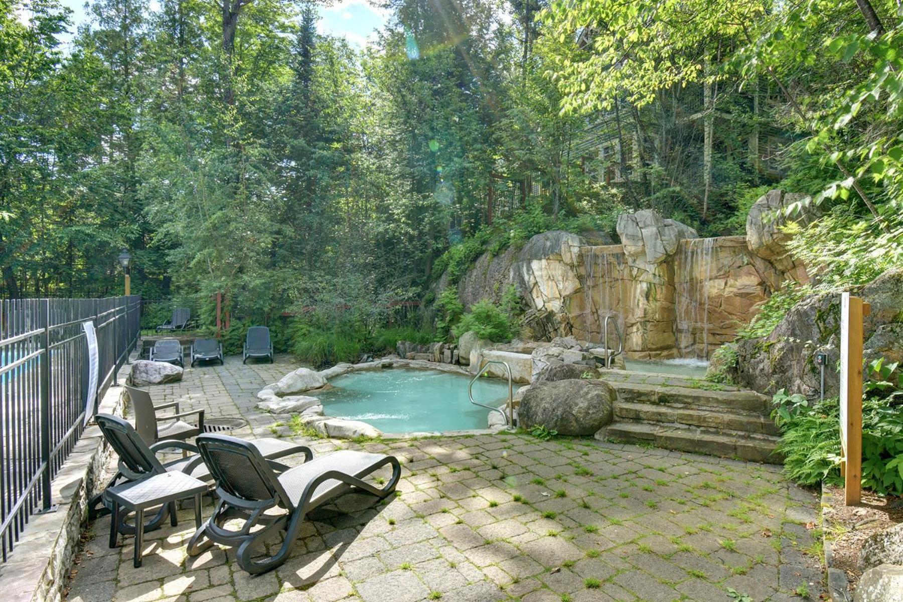 Apartamento Tremblant Prestige - Les Eaux 207-2 Mont-Tremblant Exterior foto